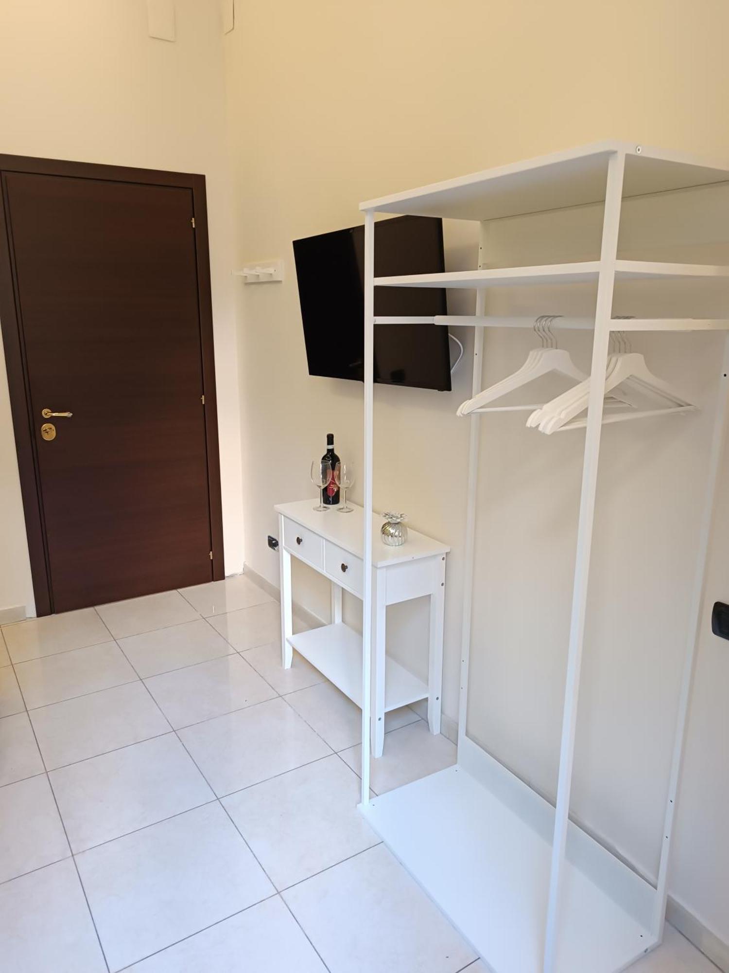 Residenza Geri - And Centro * Napoli