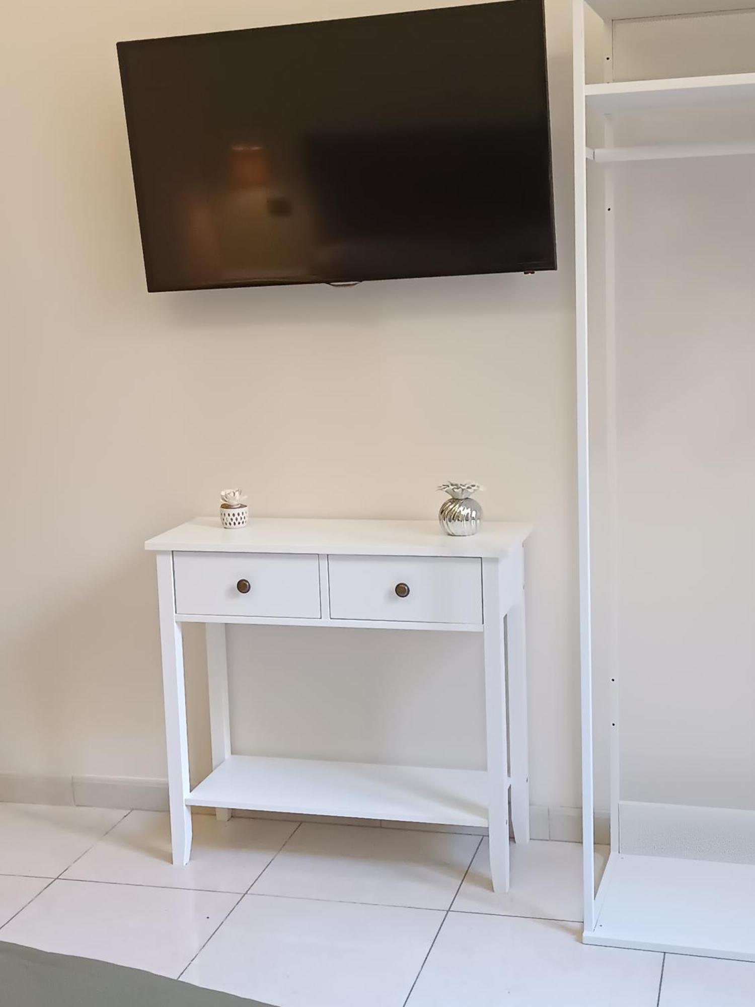 Residenza Geri - And Centro Bed & Breakfast Napoli