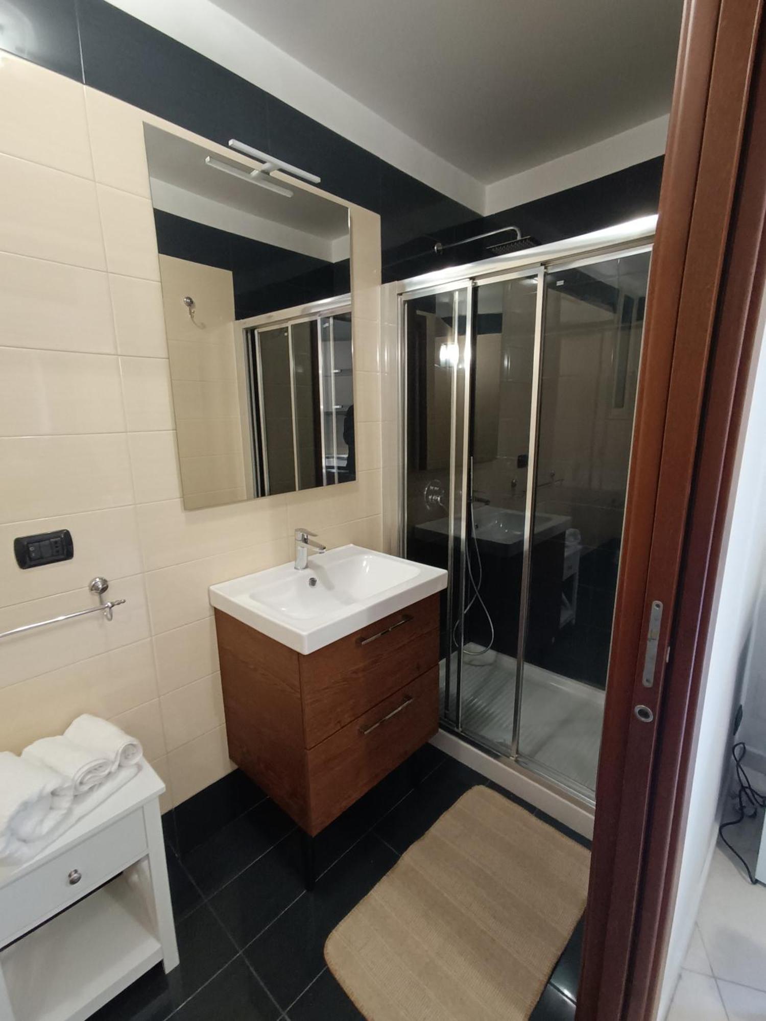 Residenza Geri - And Centro Bed & Breakfast Napoli