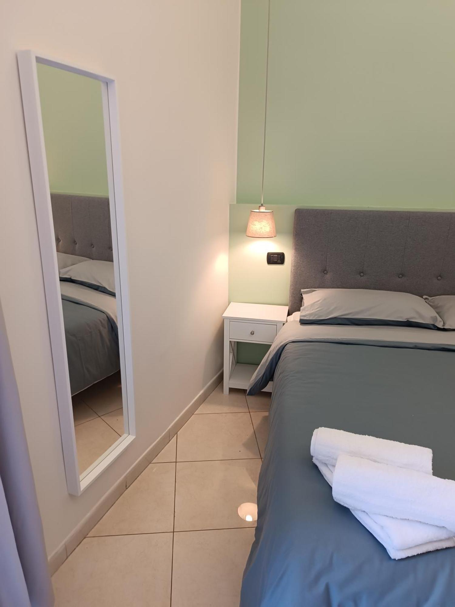 Residenza Geri - And Centro * Naples